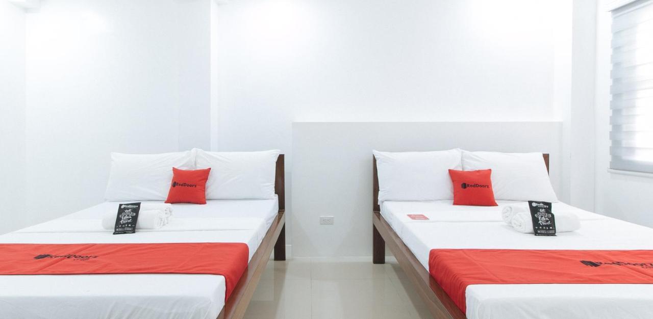 Reddoorz Plus At Dbuilders Poblacion Bgc Taguig Ngoại thất bức ảnh