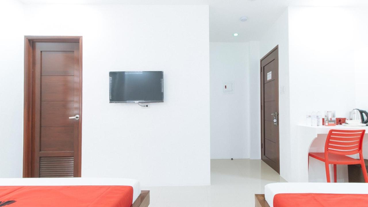 Reddoorz Plus At Dbuilders Poblacion Bgc Taguig Ngoại thất bức ảnh