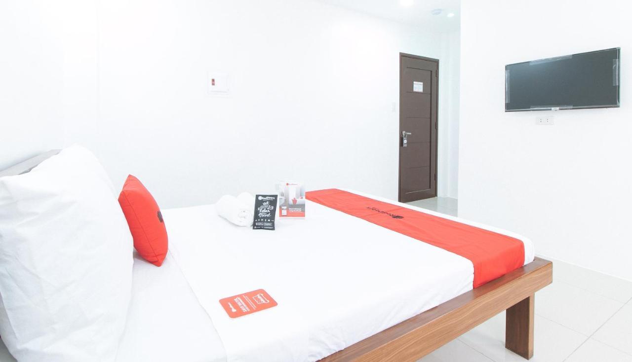 Reddoorz Plus At Dbuilders Poblacion Bgc Taguig Ngoại thất bức ảnh